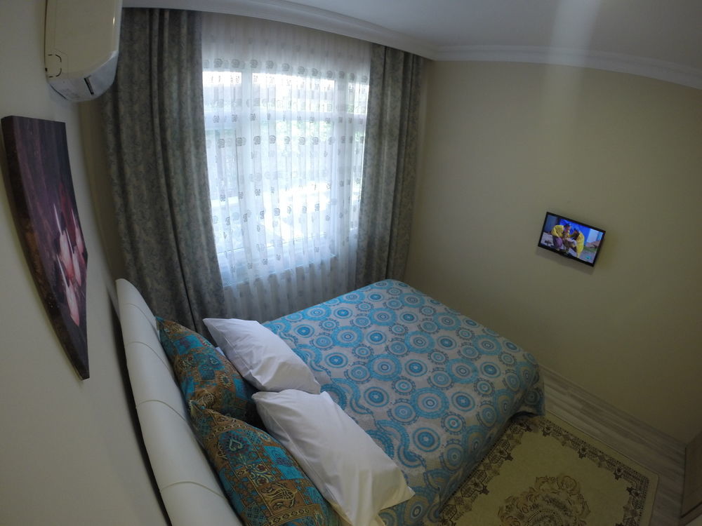 Aparthotel Atam 3*